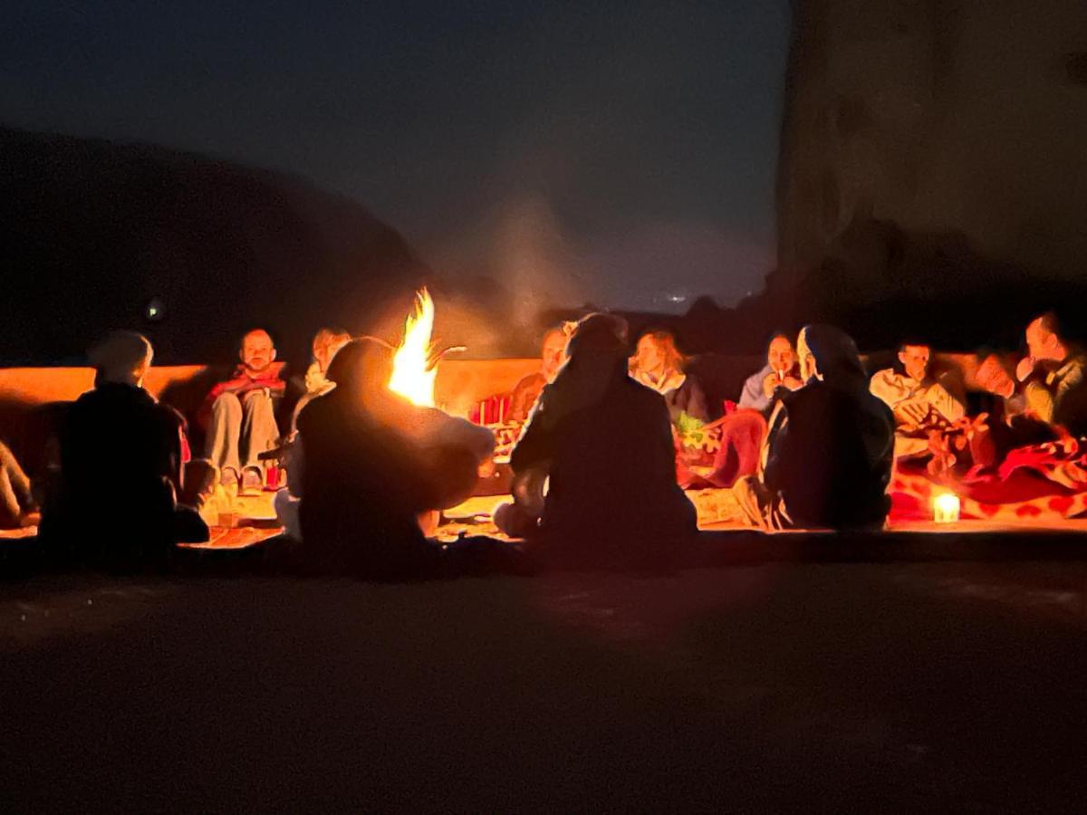 Wadi Rum Time Camp 外观 照片