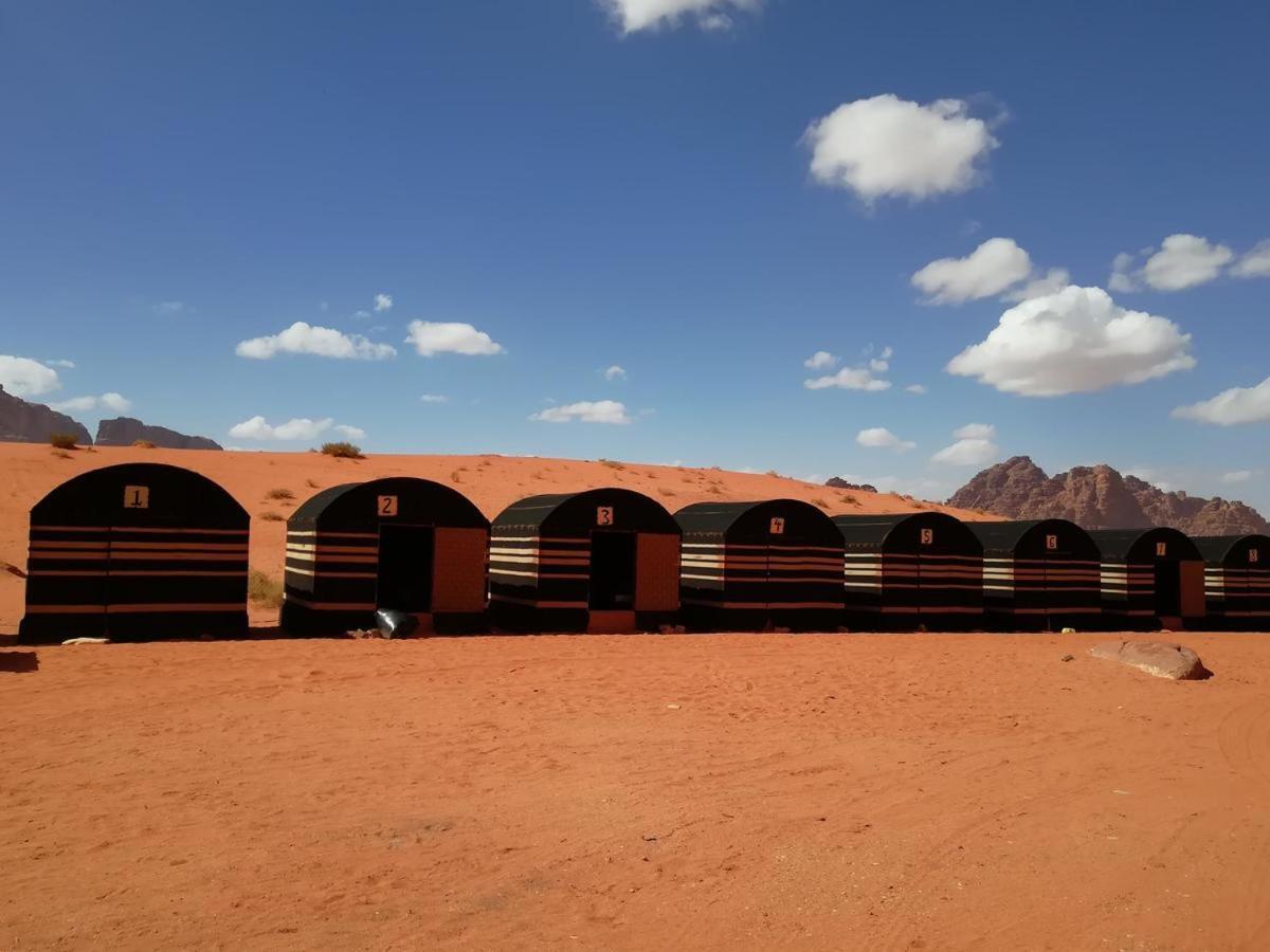 Wadi Rum Time Camp 外观 照片